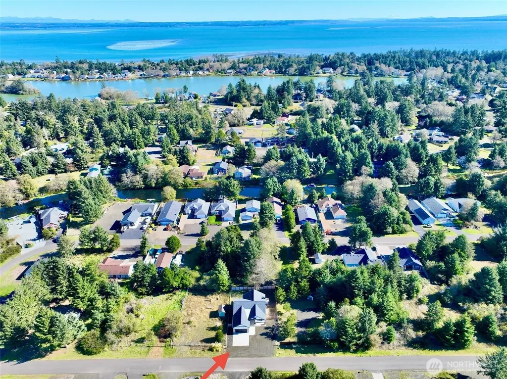 716 Island Circle SE Ocean Shores WA 98569