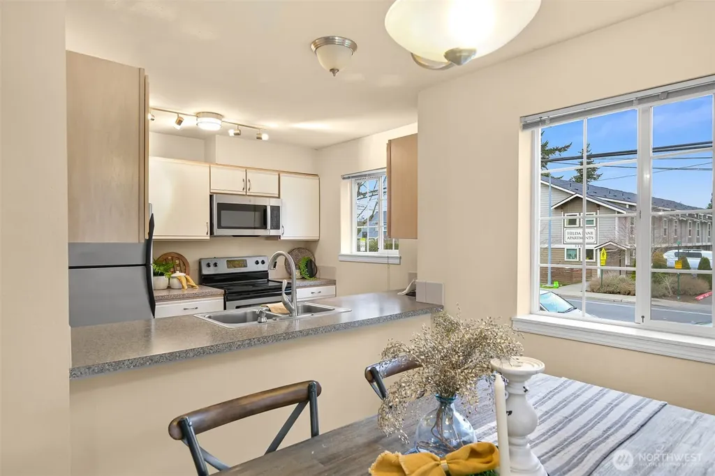 2709 W Maplewood Avenue Bellingham WA 98225