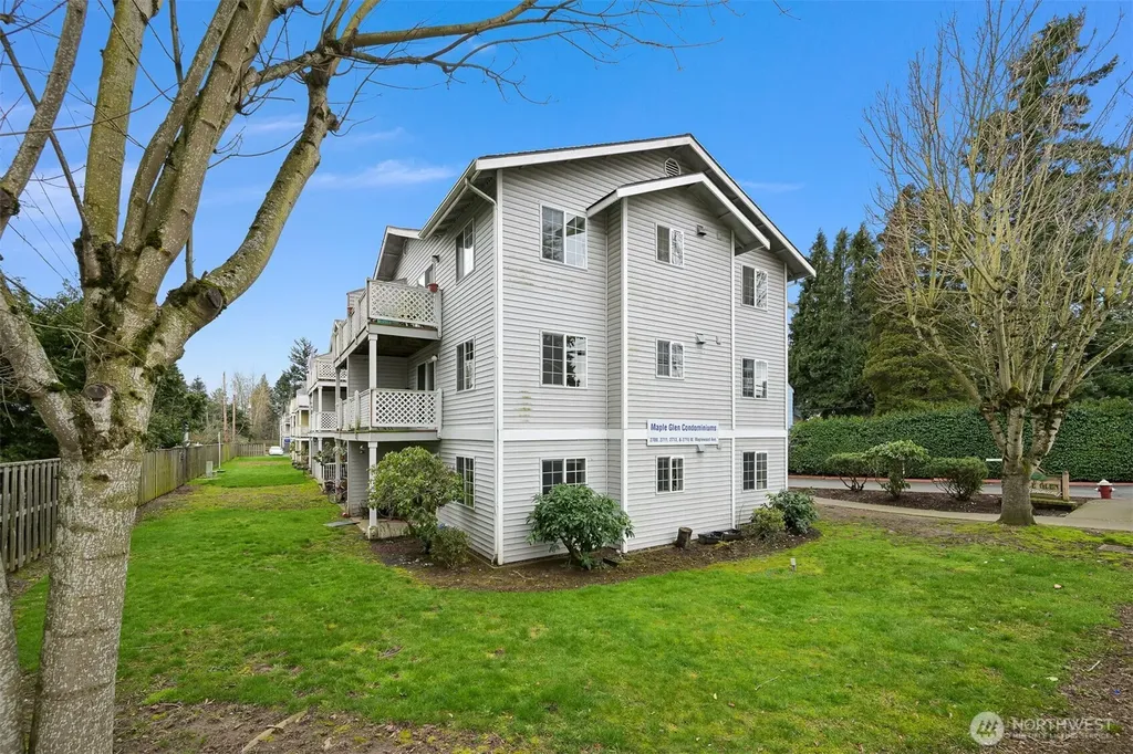 2709 W Maplewood Avenue Bellingham WA 98225