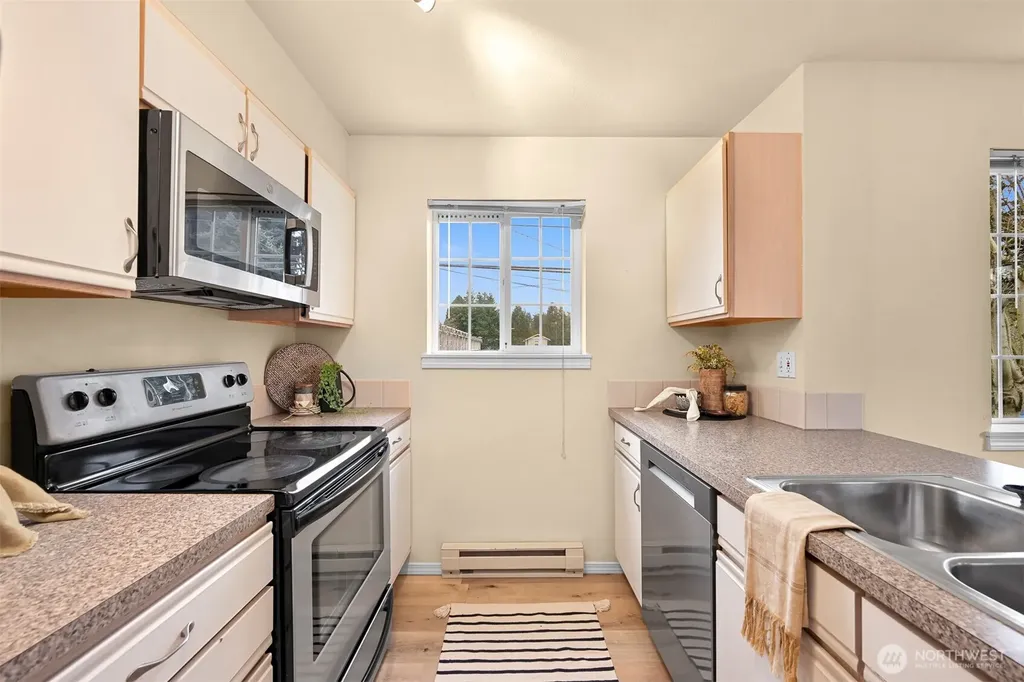 2709 W Maplewood Avenue Bellingham WA 98225