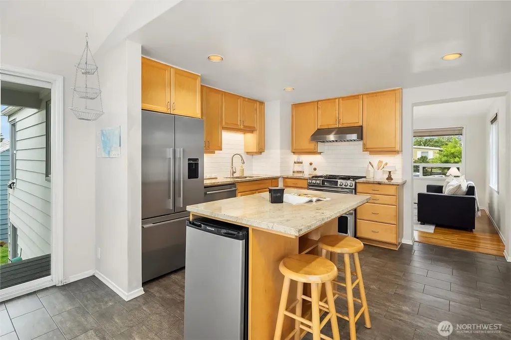 347 NW 52nd Street Seattle WA 98107