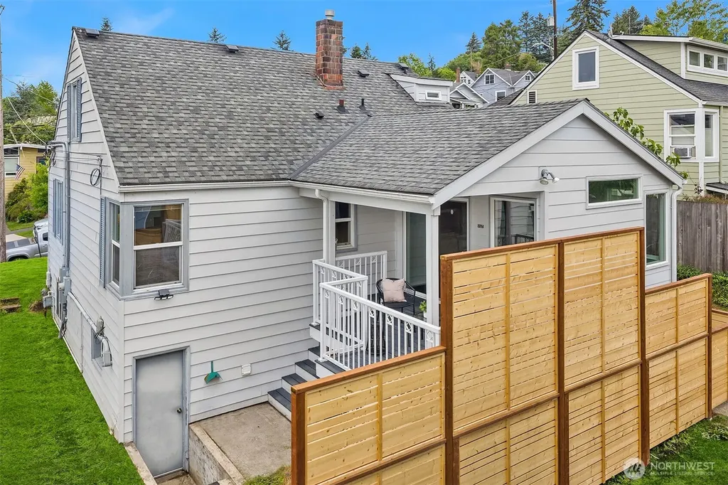 347 NW 52nd Street Seattle WA 98107