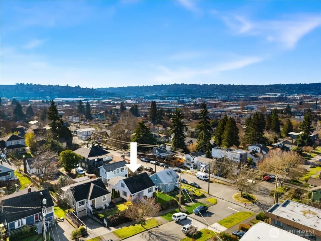 347 NW 52nd Street Seattle WA 98107
