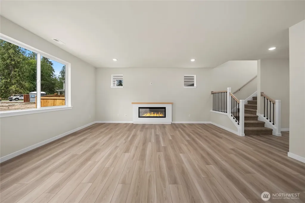 7755 42nd Place NE Marysville WA 98270