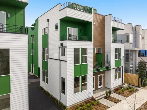 904 28th Avenue S Seattle WA 98144