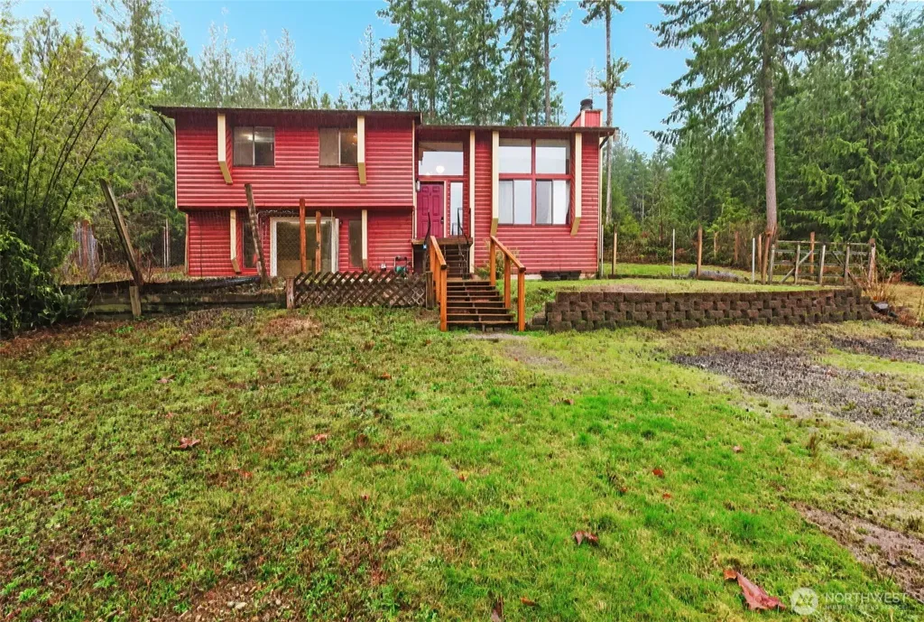 13607 W Raven Lane Bremerton WA 98312