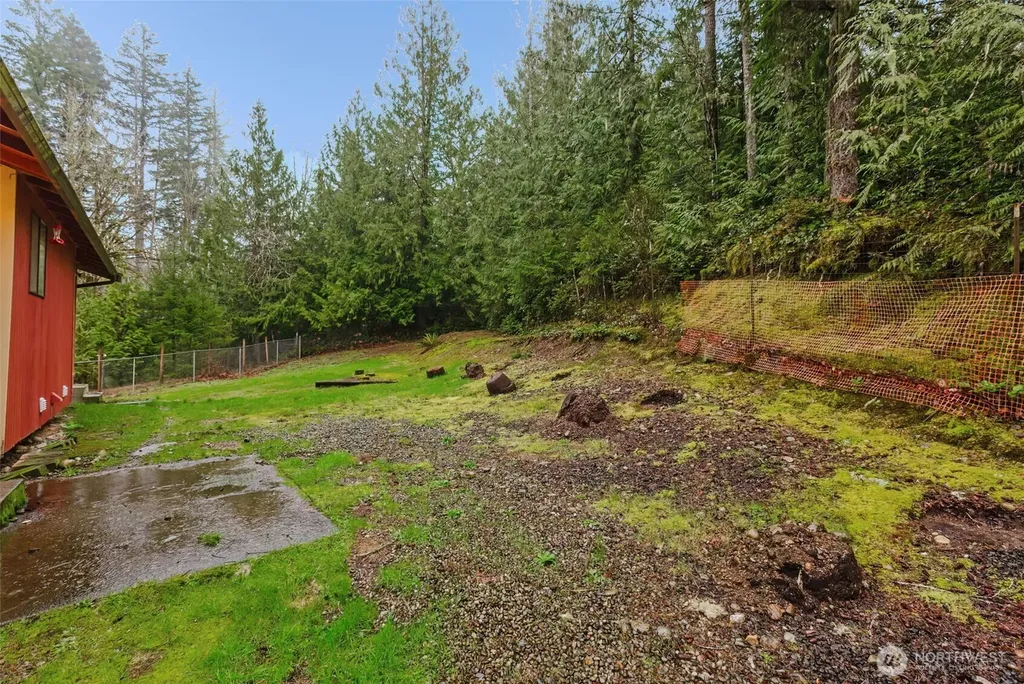 13607 W Raven Lane Bremerton WA 98312