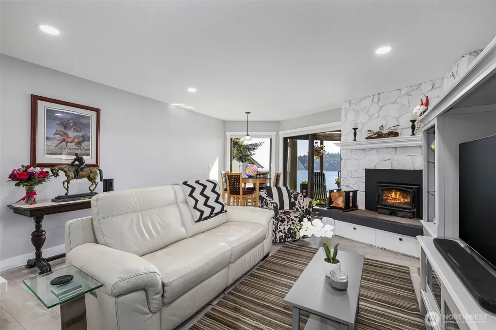 30 Admiralty Lane Port Ludlow WA 98365