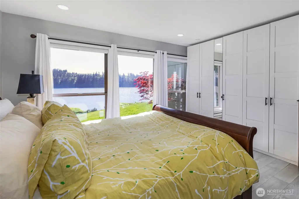 30 Admiralty Lane Port Ludlow WA 98365