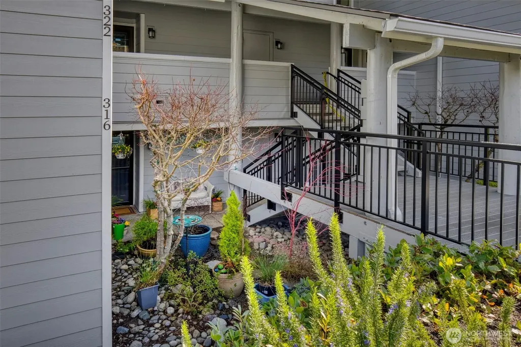 30 Admiralty Lane Port Ludlow WA 98365