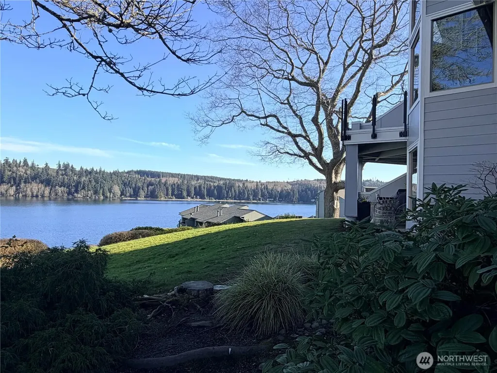 30 Admiralty Lane Port Ludlow WA 98365