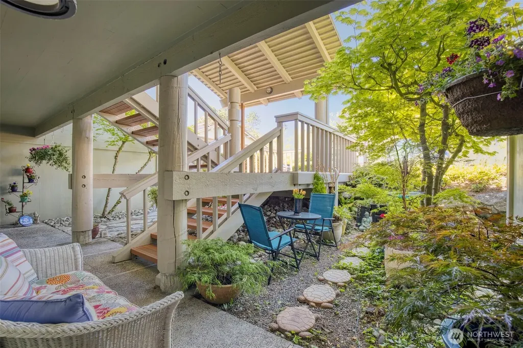 30 Admiralty Lane Port Ludlow WA 98365
