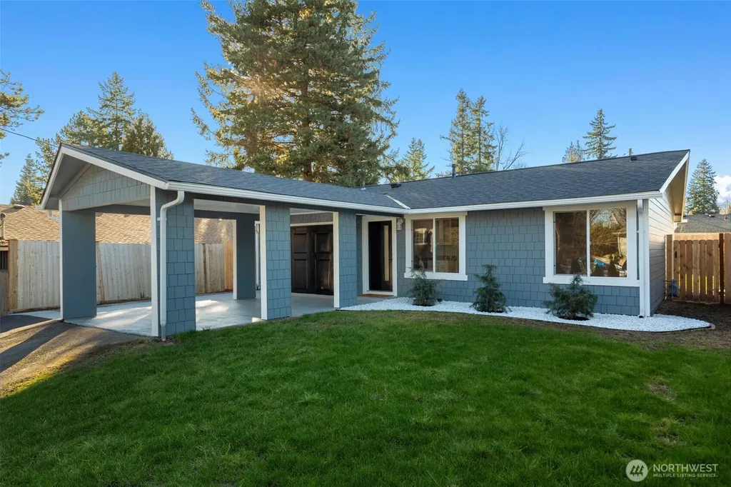 655 Union Ave NE Renton WA 98059