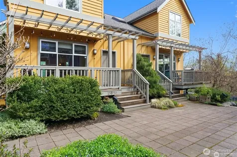 2815 24th Avenue S Seattle WA 98144