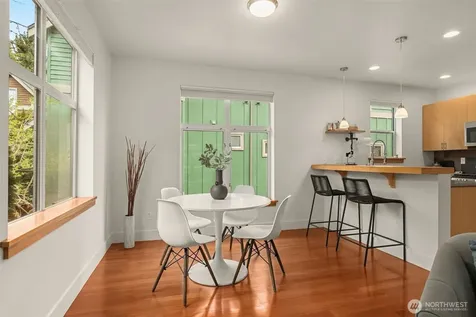 2815 24th Avenue S Seattle WA 98144