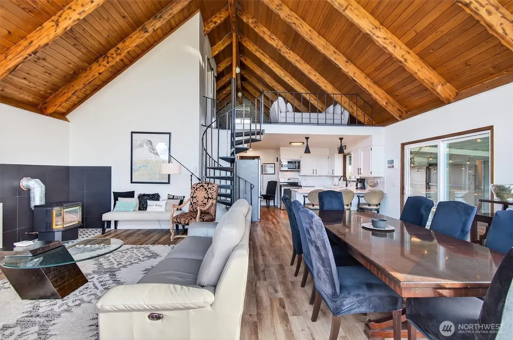 301 W Sunny Sands Cathlamet WA 98612