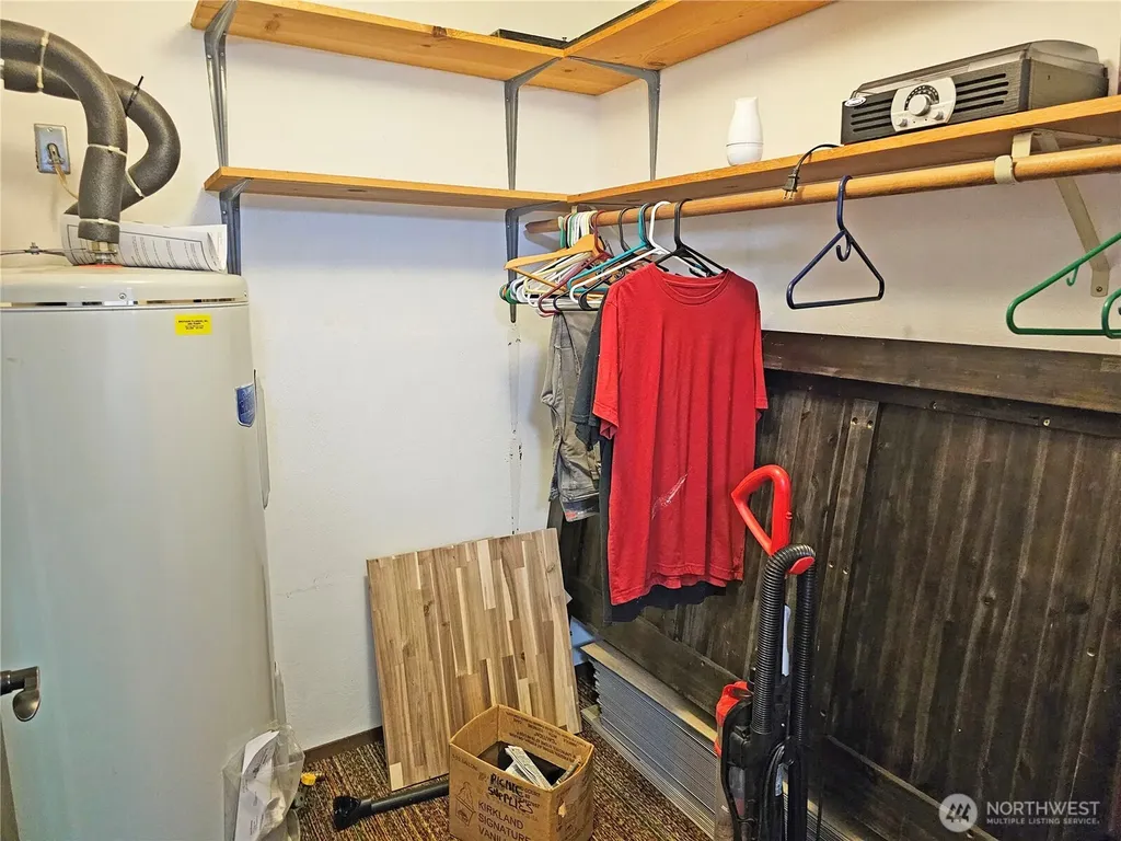 121 Bay View Avenue Brinnon WA 98320