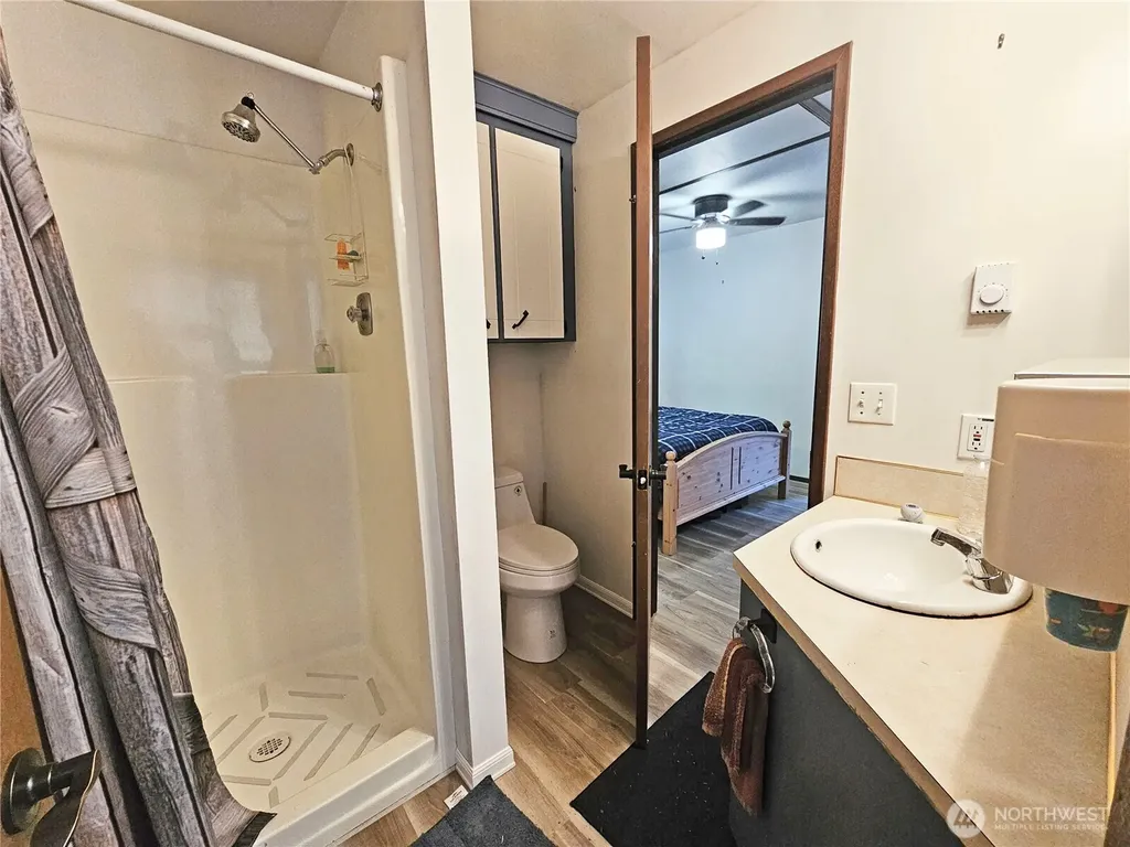 121 Bay View Avenue Brinnon WA 98320