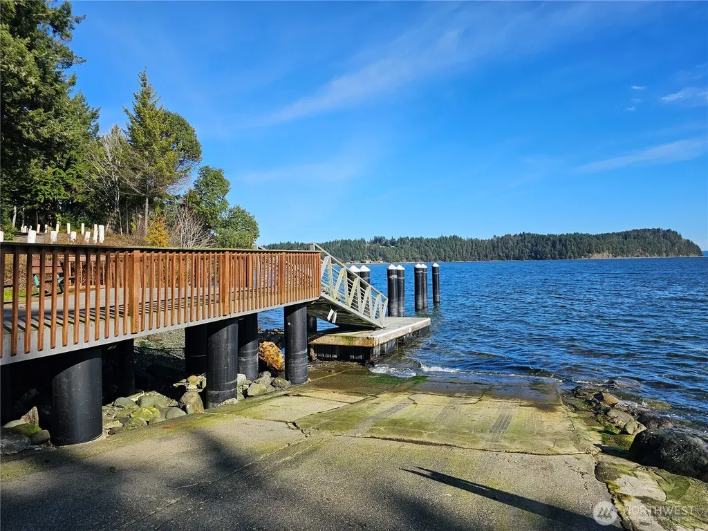 121 Bay View Avenue Brinnon WA 98320