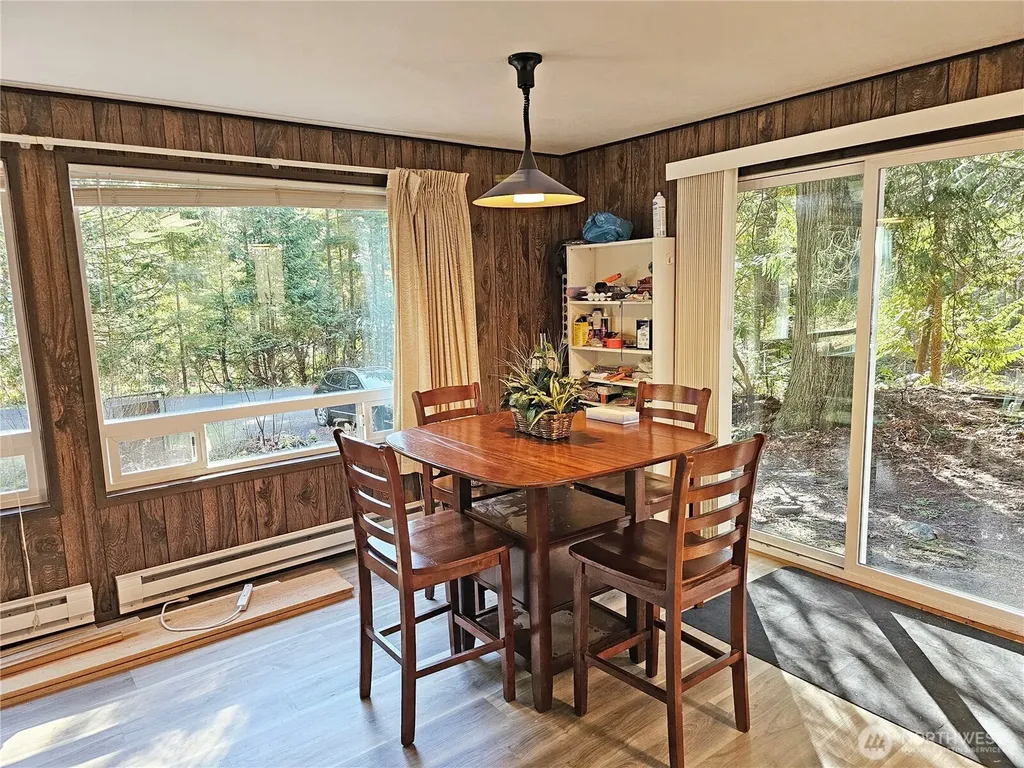 121 Bay View Avenue Brinnon WA 98320
