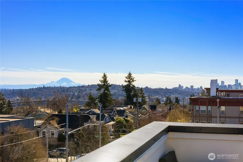 4515 Sunnyside Avenue N Seattle WA 98103