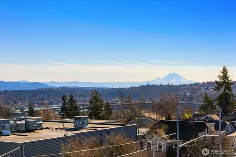4515 Sunnyside Avenue N Seattle WA 98103