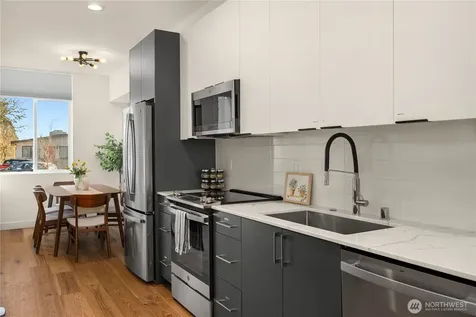 4515 Sunnyside Avenue N Seattle WA 98103