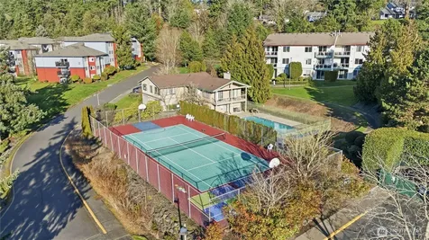 23007 Lakeview Drive Mountlake Terrace WA 98043