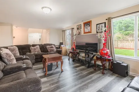14479 57th Avenue S Tukwila WA 98168