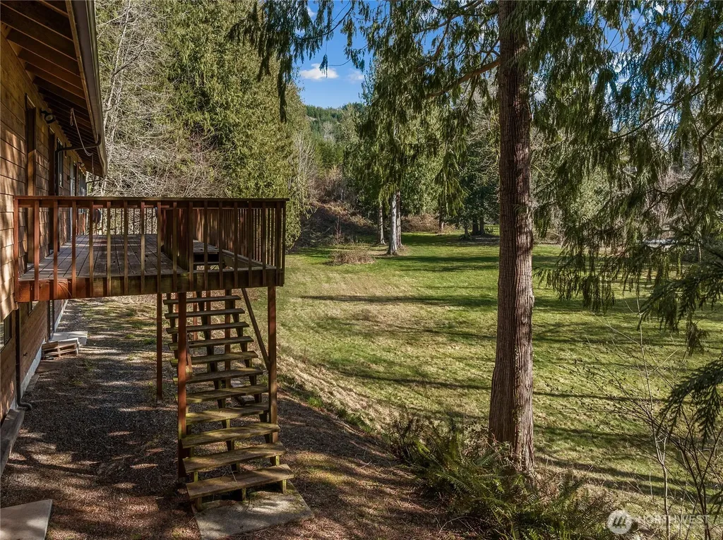 30703 SE 408th Street Enumclaw WA 98022
