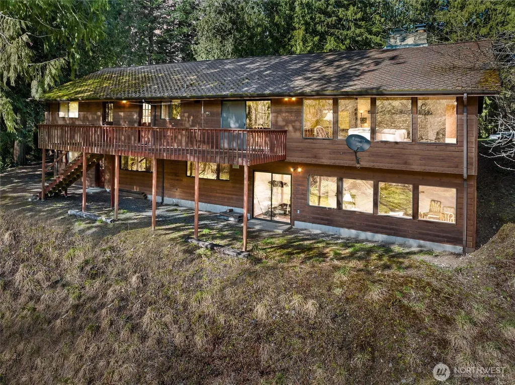 30703 SE 408th Street Enumclaw WA 98022