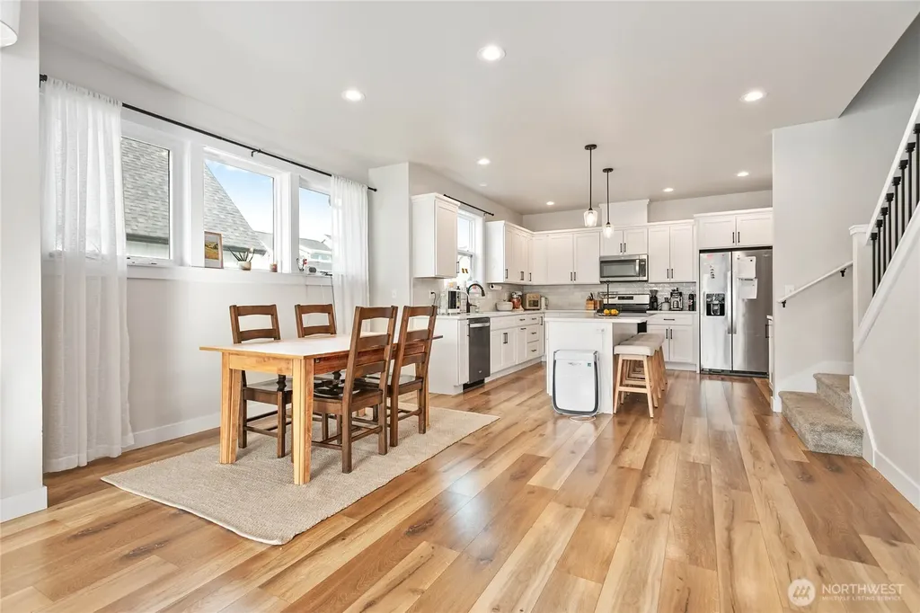 1713 Aaron Drive Lynden WA 98264