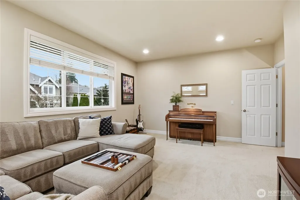 3931 221st Place SE Bothell WA 98021