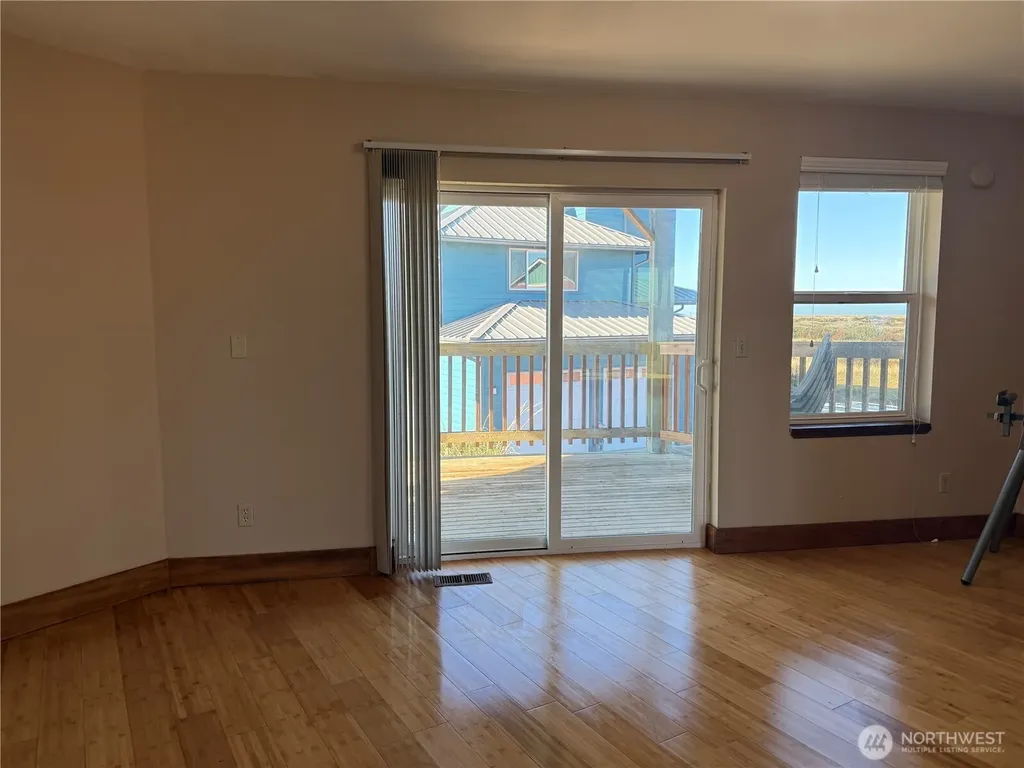 1083 Ocean Shores Boulevard SW Ocean Shores WA 98569