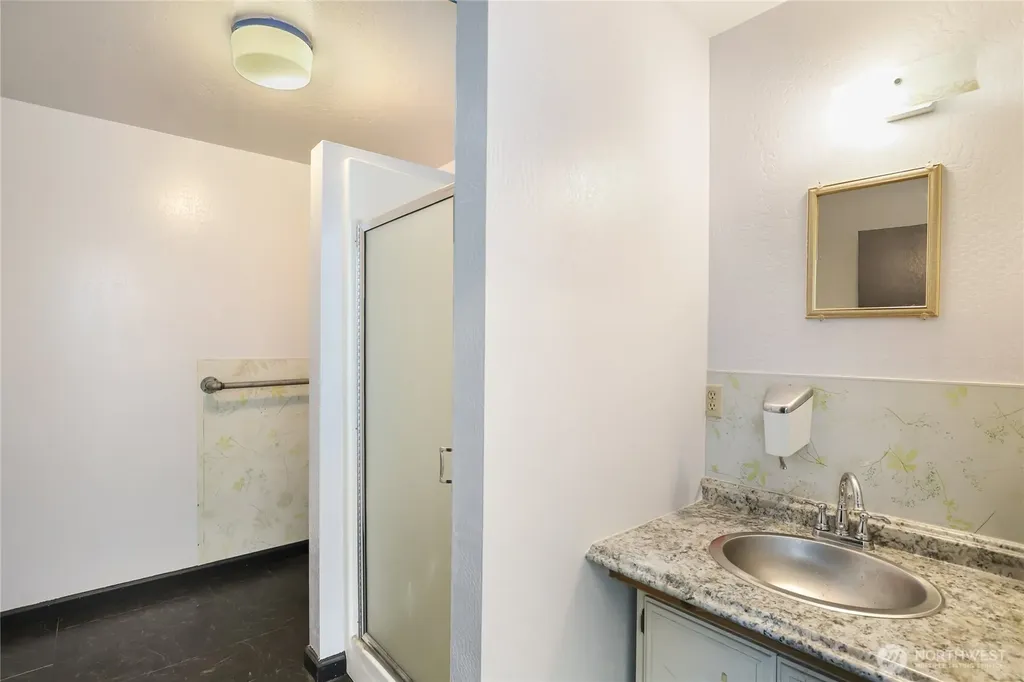 1218 S C Street Port Angeles WA 98363