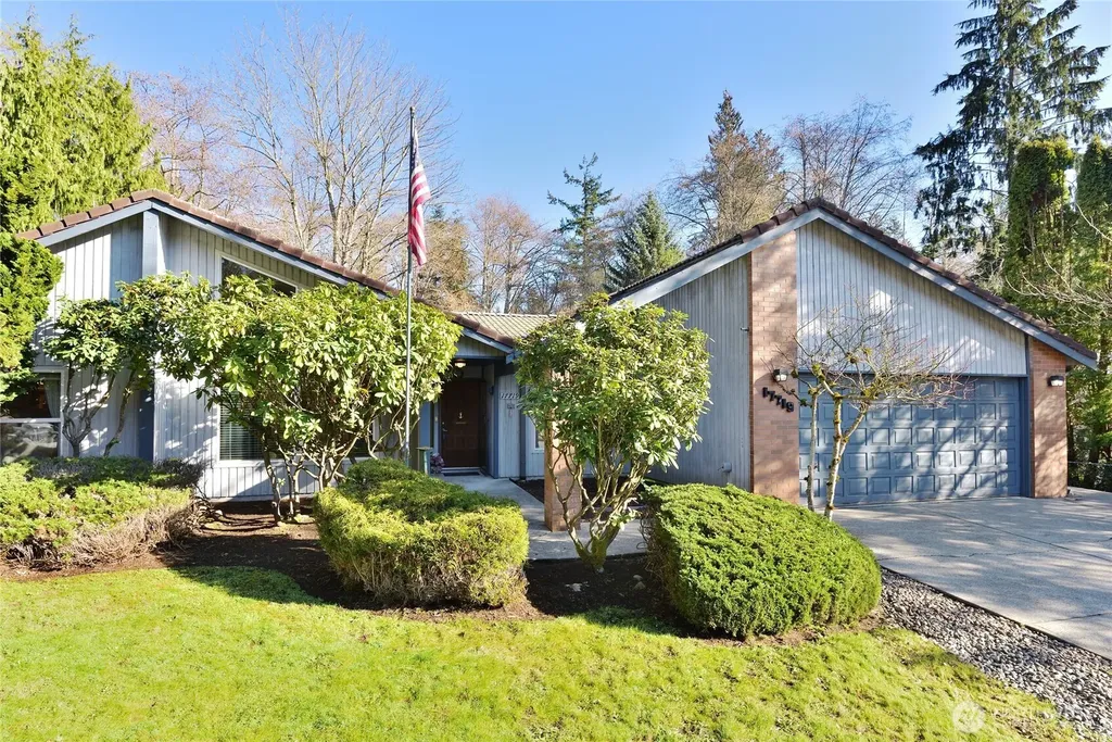 17719 54th Avenue W Lynnwood WA 98037