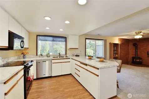 17719 54th Avenue W Lynnwood WA 98037
