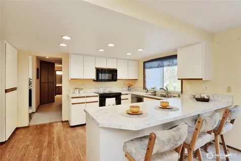 17719 54th Avenue W Lynnwood WA 98037