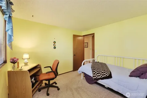 17719 54th Avenue W Lynnwood WA 98037