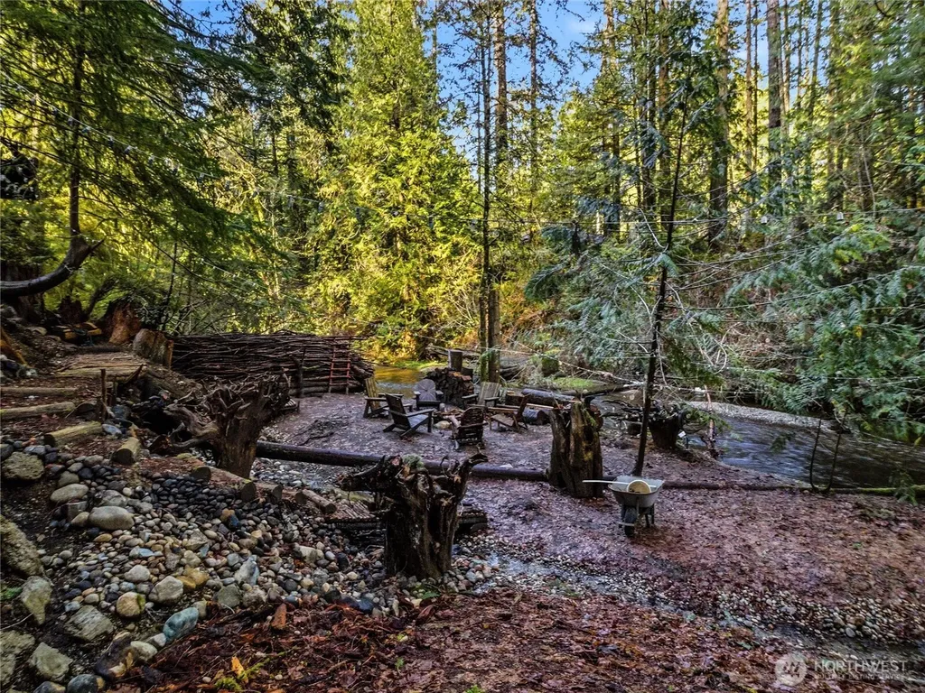 101 E Errigal Place Shelton WA 98584
