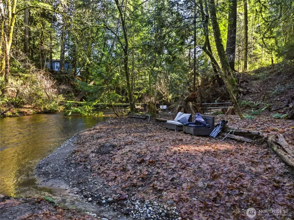 101 E Errigal Place Shelton WA 98584