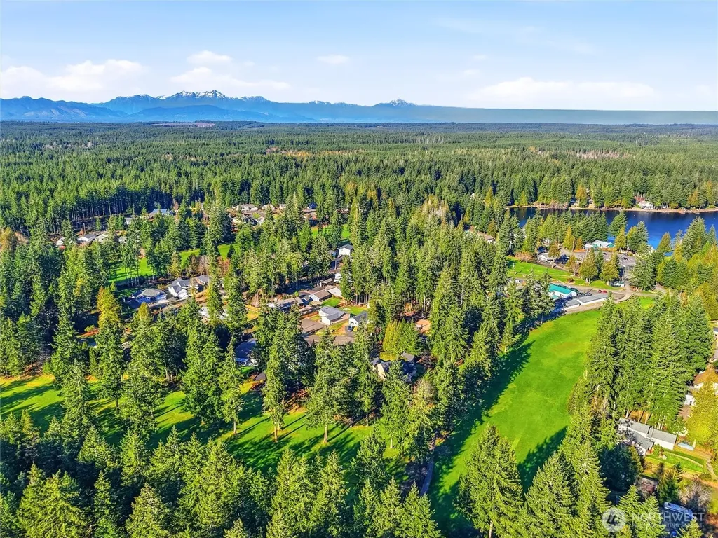 101 E Errigal Place Shelton WA 98584