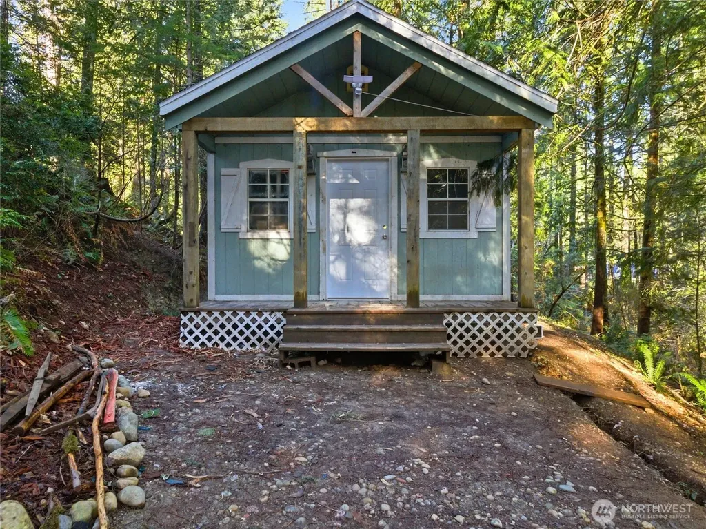 101 E Errigal Place Shelton WA 98584