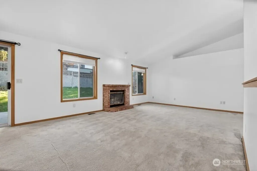 21622 120th Avenue SE Kent WA 98031