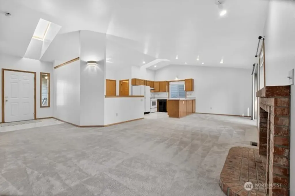21622 120th Avenue SE Kent WA 98031