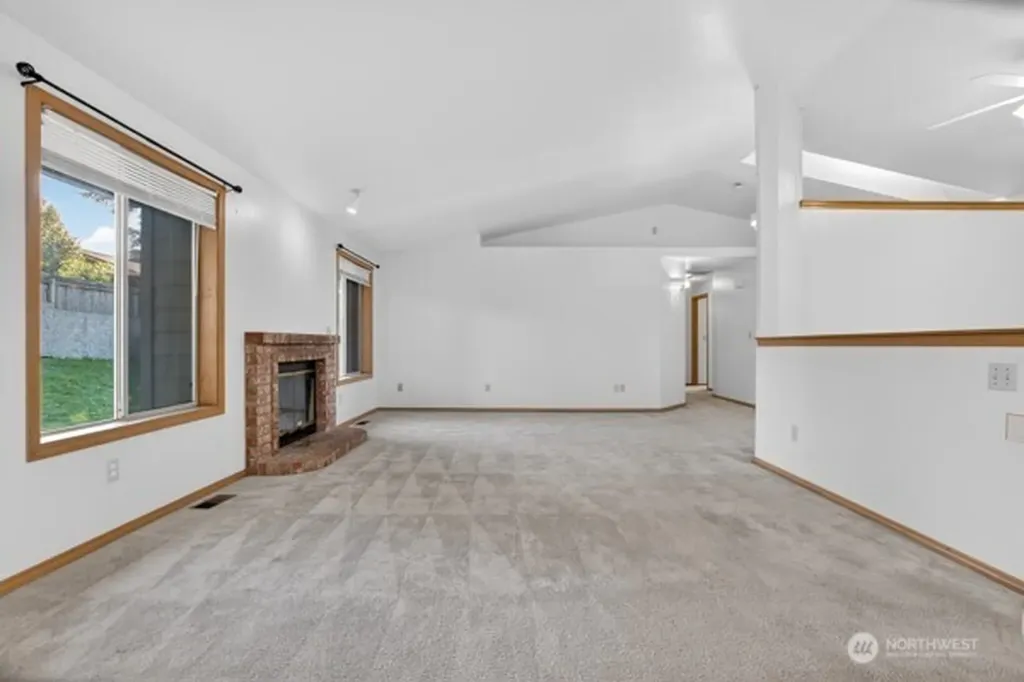 21622 120th Avenue SE Kent WA 98031