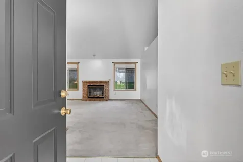 21622 120th Avenue SE Kent WA 98031