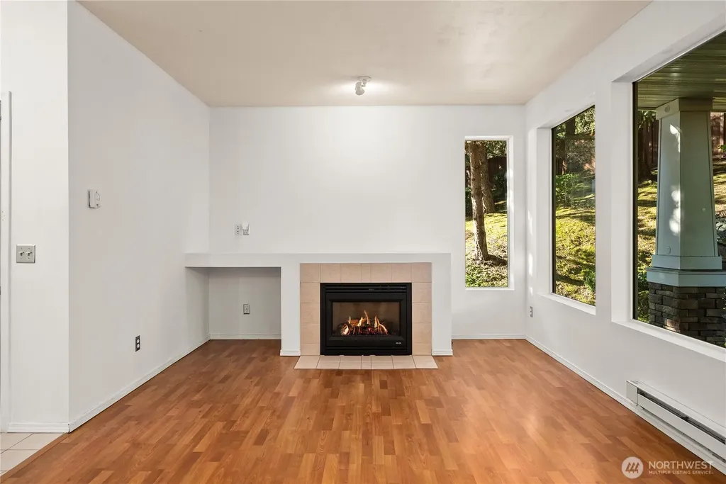 4020 S 222nd Place Kent WA 98032