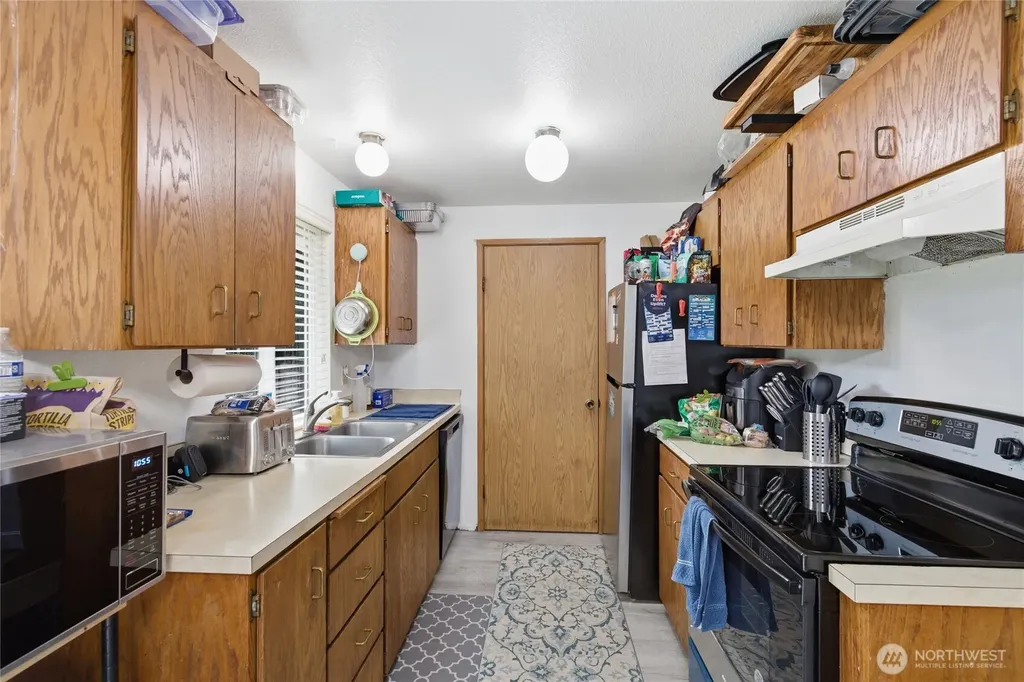 11209 89th Ave Court E Puyallup WA 98373