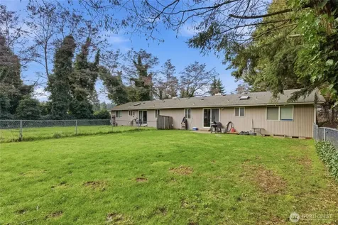 11209 89th Ave Court E Puyallup WA 98373
